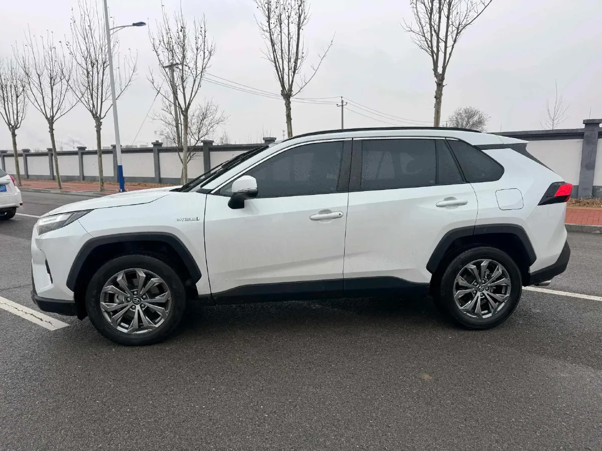 2023 Toyota RAV4 2.5L 178HP L4 E-CVT Hybrid,autocango,china used car exporter,china ev exporter,chinese used car exporter,chinese used ev exporter