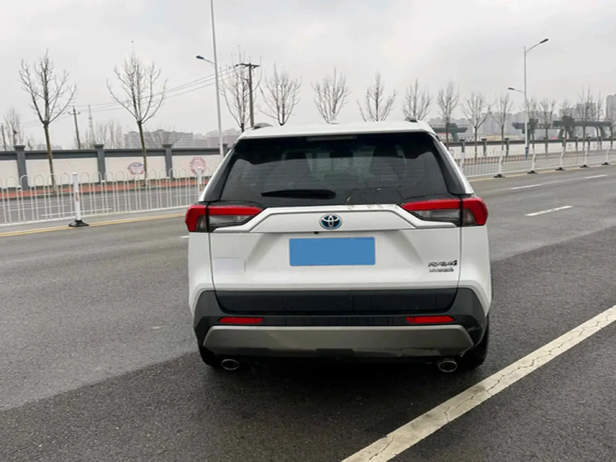 2023 Toyota RAV4 2.5L 178HP L4 E-CVT Hybrid,autocango,china used car exporter,china ev exporter,chinese used car exporter,chinese used ev exporter