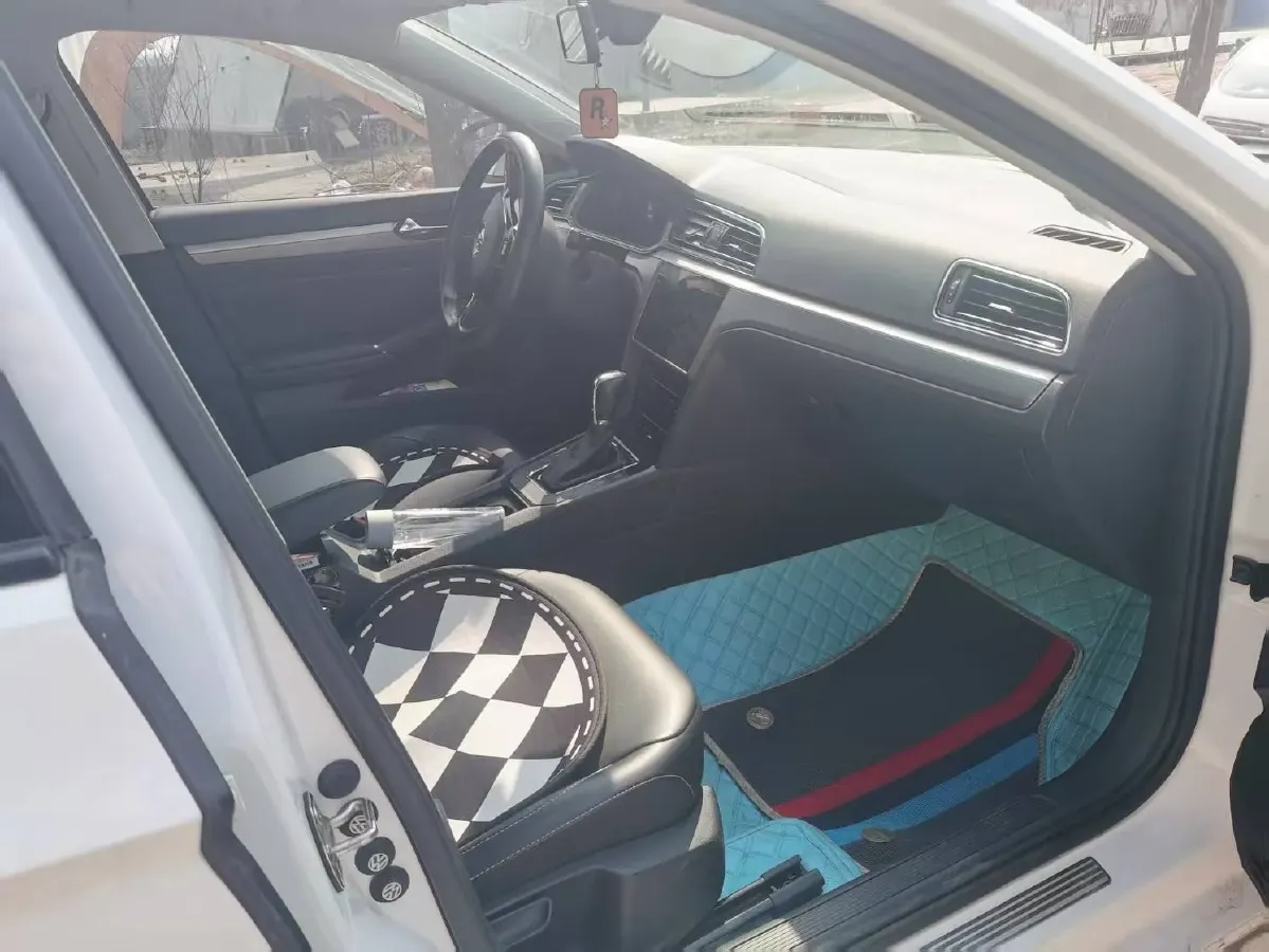 2021 Volkswagen Lamando 1.4T 150HP L4 7DCT,autocango,china used car exporter,china ev exporter,chinese used car exporter,chinese used ev exporter