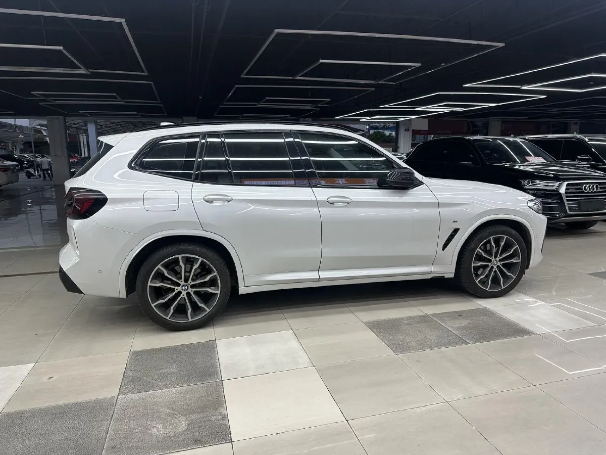 2022 BMW X3 2.0T 252HP L4 8AT,autocango,china used car exporter,china ev exporter,chinese used car exporter,chinese used ev exporter