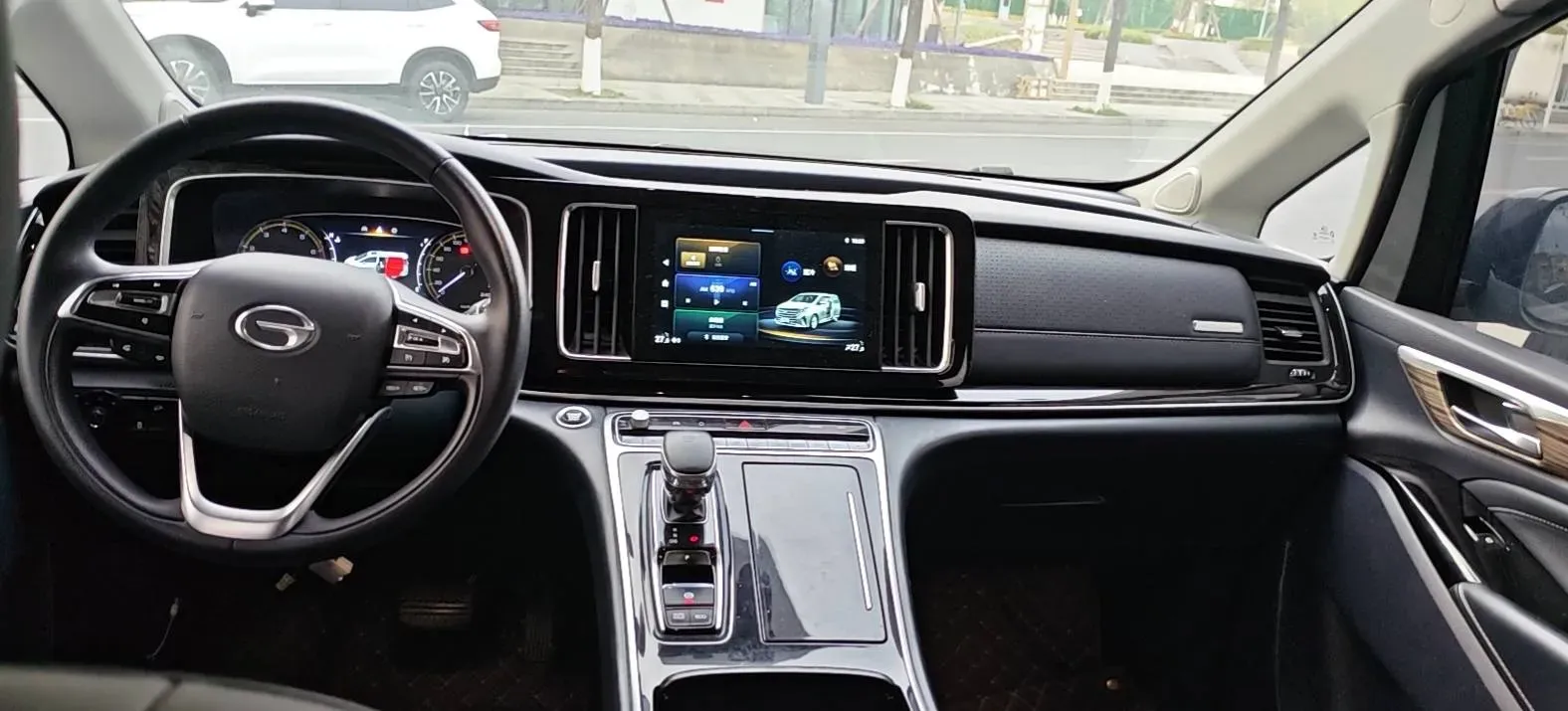 2023 GAC Trumpchi M8 2.0T 252HP L4 8AT,autocango,china used car exporter,china ev exporter,chinese used car exporter,chinese used ev exporter