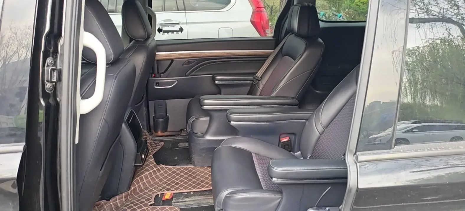 2023 GAC Trumpchi M8 2.0T 252HP L4 8AT,autocango,china used car exporter,china ev exporter,chinese used car exporter,chinese used ev exporter