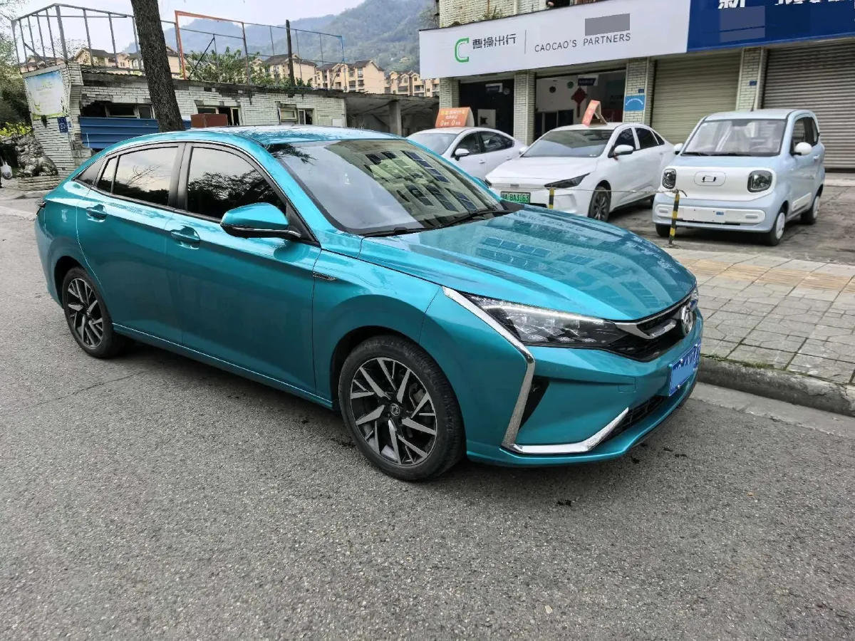 2020 DongFeng Aeolus YiXuan 1.5T 150HP L4 6DCT,autocango,china used car exporter,china ev exporter,chinese used car exporter,chinese used ev exporter