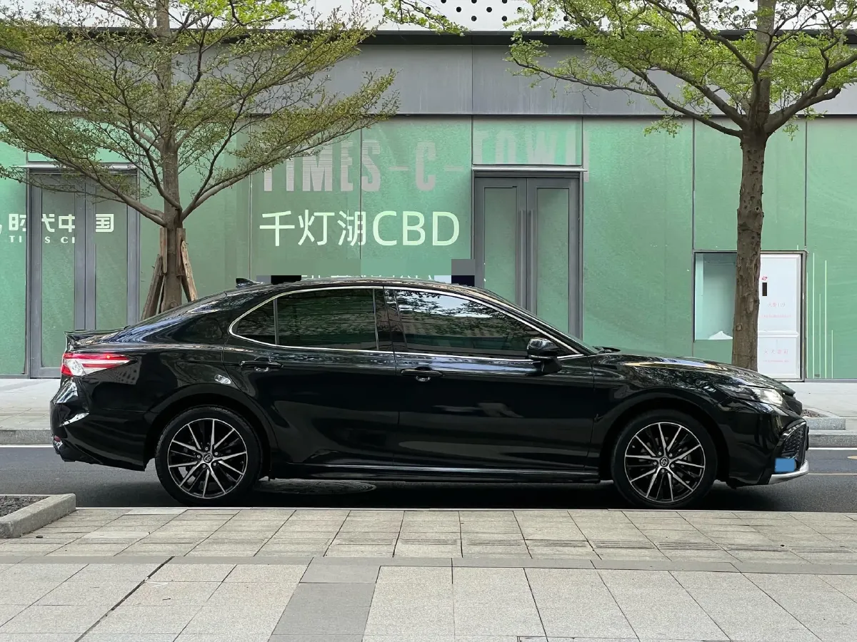 2023 Toyota Camry 2.5L 207HP L4 8AT,autocango,china used car exporter,china ev exporter,chinese used car exporter,chinese used ev exporter