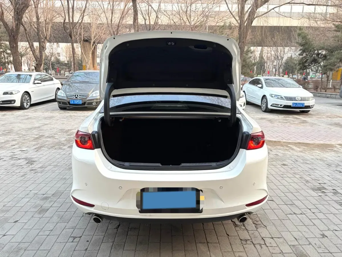 2022 Mazda 3 Axela 2.0L 158HP L4 6AT,autocango,china used car exporter,china ev exporter,chinese used car exporter,chinese used ev exporter