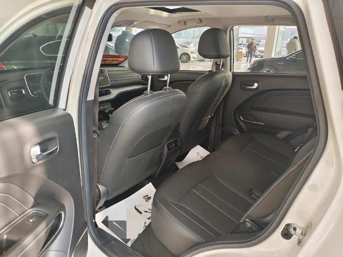 2021 GAC Trumpchi GS3 1.5T 169HP L4 6AT,autocango,china used car exporter,china ev exporter,chinese used car exporter,chinese used ev exporter