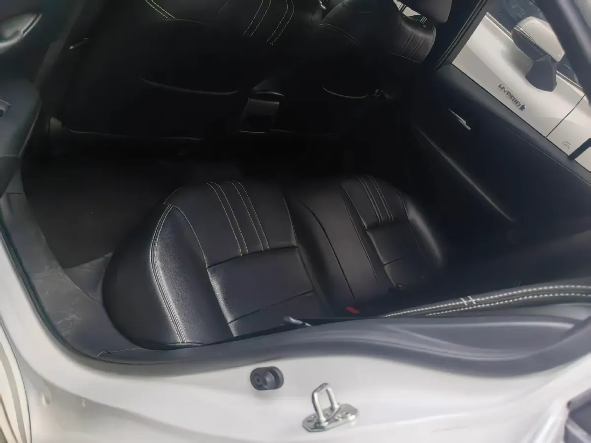 2021 Toyota Corolla 1.2T 116HP L4 CVT,autocango,china used car exporter,china ev exporter,chinese used car exporter,chinese used ev exporter