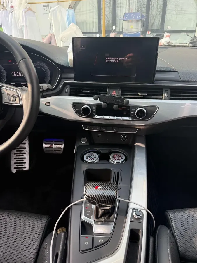 2020 Audi A4L 2.0T 190HP L4 7DCT,autocango,china used car exporter,china ev exporter,chinese used car exporter,chinese used ev exporter