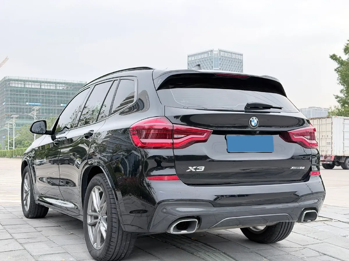 2021 BMW X3 2.0T 224HP L4 8AT,autocango,china used car exporter,china ev exporter,chinese used car exporter,chinese used ev exporter