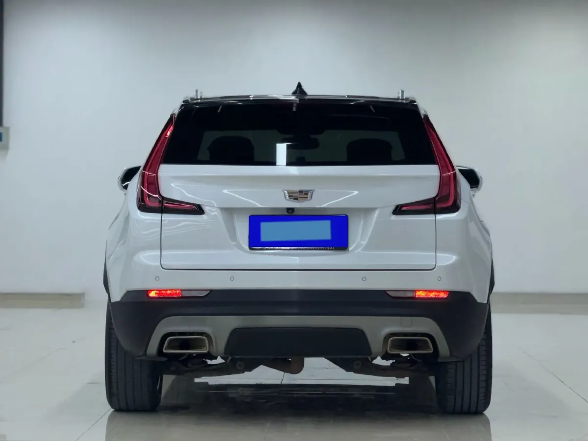 2021 Cadillac XT4 2.0T 237HP L4 9AT,autocango,china used car exporter,china ev exporter,chinese used car exporter,chinese used ev exporter