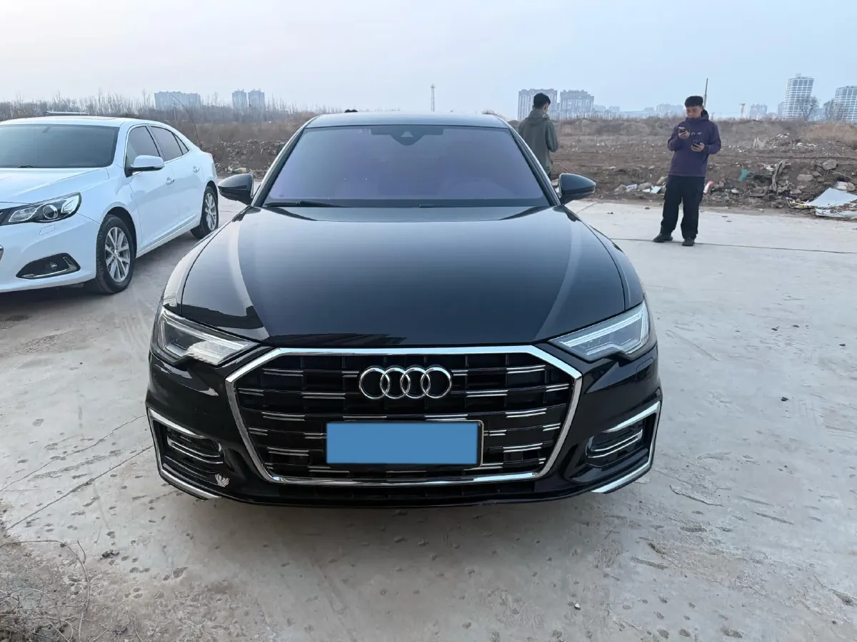 2023 Audi A6L 2.0T 245HP L4 7DCT,autocango,china used car exporter,china ev exporter,chinese used car exporter,chinese used ev exporter