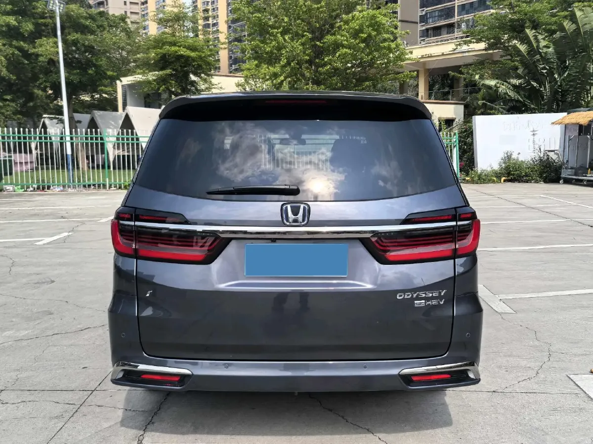 2022 Honda Odyssey 2.0L 146HP L4 E-CVT Hybrid,autocango,china used car exporter,china ev exporter,chinese used car exporter,chinese used ev exporter