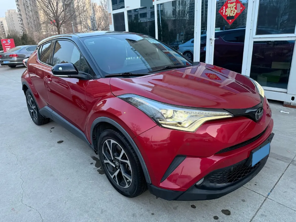 2018 Toyota C-HR 2.0L 171HP L4 CVT,autocango,china used car exporter,china ev exporter,chinese used car exporter,chinese used ev exporter