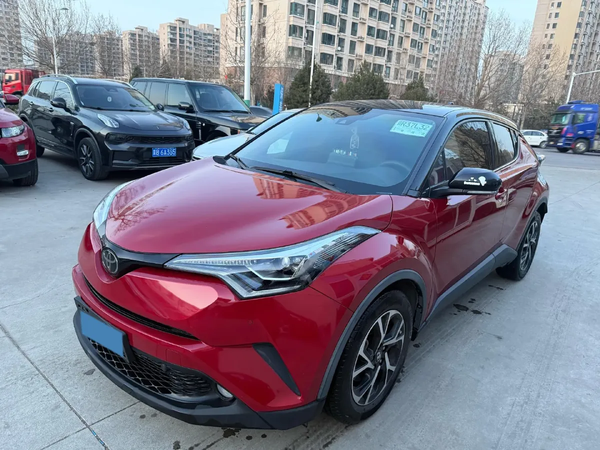 2018 Toyota C-HR 2.0L 171HP L4 CVT,autocango,china used car exporter,china ev exporter,chinese used car exporter,chinese used ev exporter