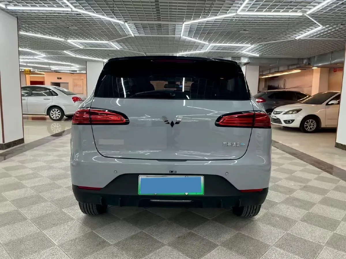 2024 WuLing BinGuoPLUS BEV 50.6KWH,autocango,china used car exporter,china ev exporter,chinese used car exporter,chinese used ev exporter
