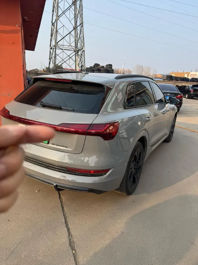 2019 Audi e-tron 2AT BEV 95KWH,autocango,china used car exporter,china ev exporter,chinese used car exporter,chinese used ev exporter