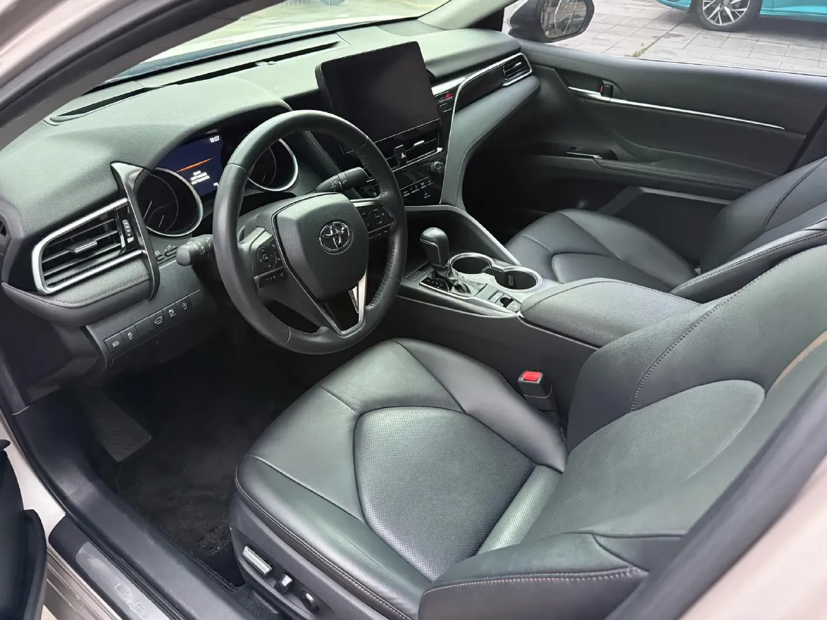 2021 Toyota Camry 2.0L 178HP L4 CVT,autocango,china used car exporter,china ev exporter,chinese used car exporter,chinese used ev exporter