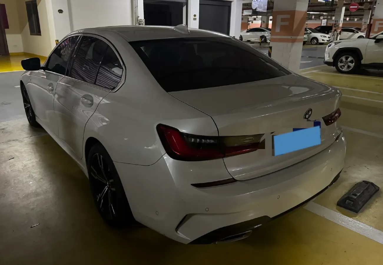 2021 BMW 3 Series 2.0T 184HP L4 8AT,autocango,china used car exporter,china ev exporter,chinese used car exporter,chinese used ev exporter