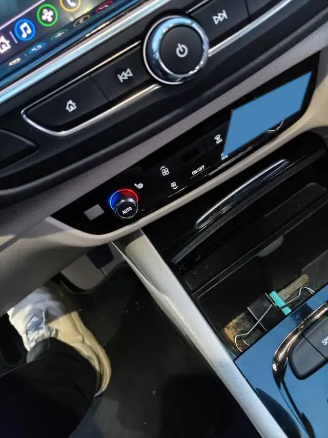 2020 Buick Regal 1.5T 169HP L4 9AT,autocango,china used car exporter,china ev exporter,chinese used car exporter,chinese used ev exporter