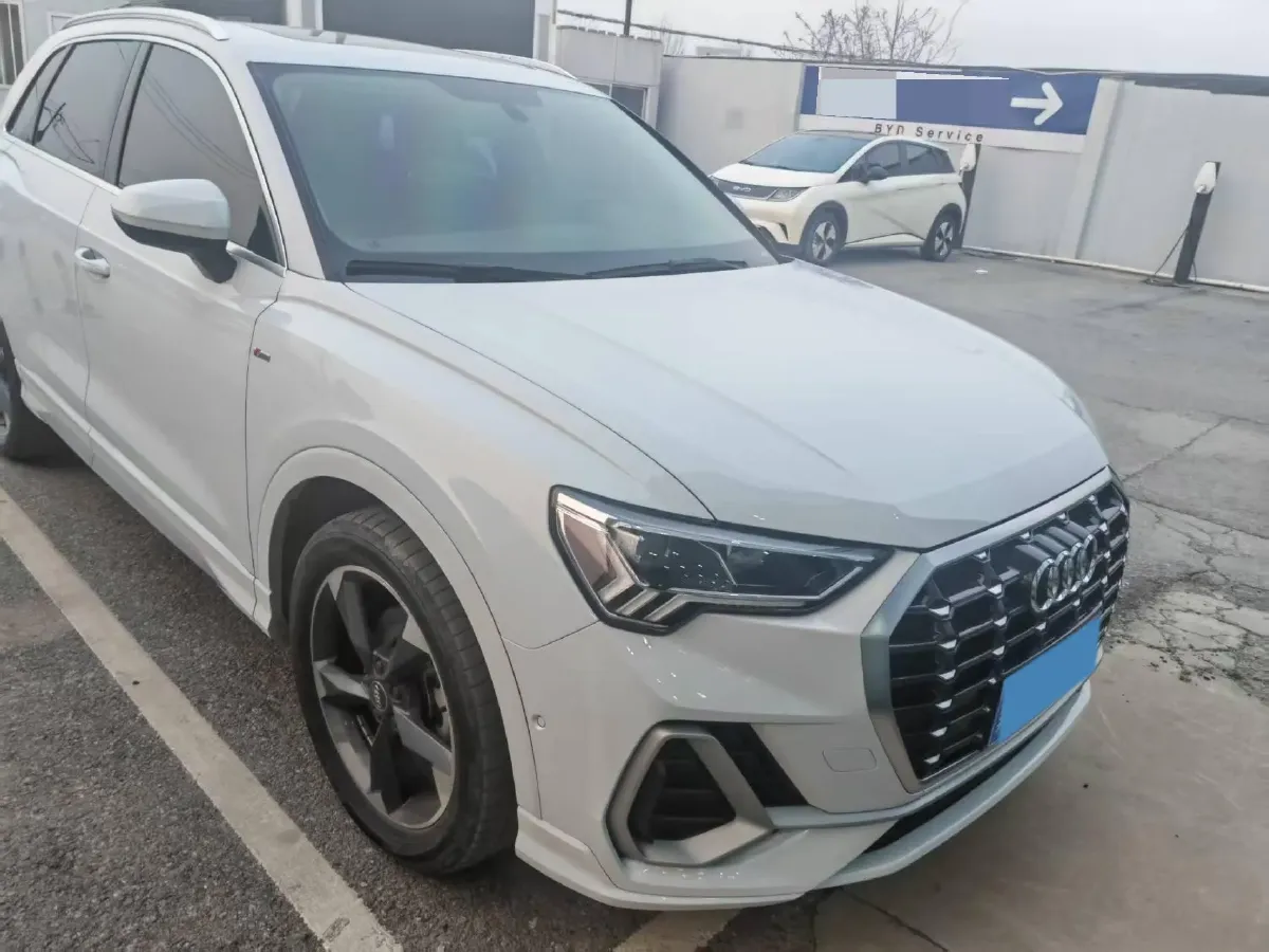2020 Audi Q3 1.4T 150HP L4 7DCT,autocango,china used car exporter,china ev exporter,chinese used car exporter,chinese used ev exporter