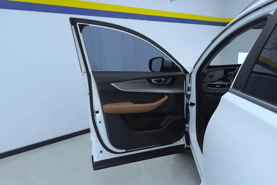 2022 Chery Tiggo 7 1.5T 156HP L4 CVT,autocango,china used car exporter,china ev exporter,chinese used car exporter,chinese used ev exporter