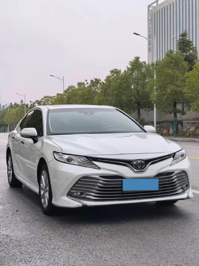 2019 Toyota Camry 2.0L 178HP L4 CVT,autocango,china used car exporter,china ev exporter,chinese used car exporter,chinese used ev exporter