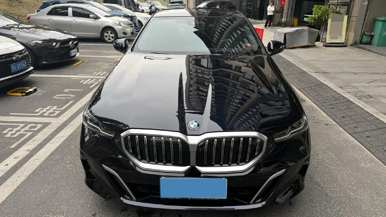 2024 BMW 5 Series 2.0T 258HP L4 8AT,autocango,china used car exporter,china ev exporter,chinese used car exporter,chinese used ev exporter