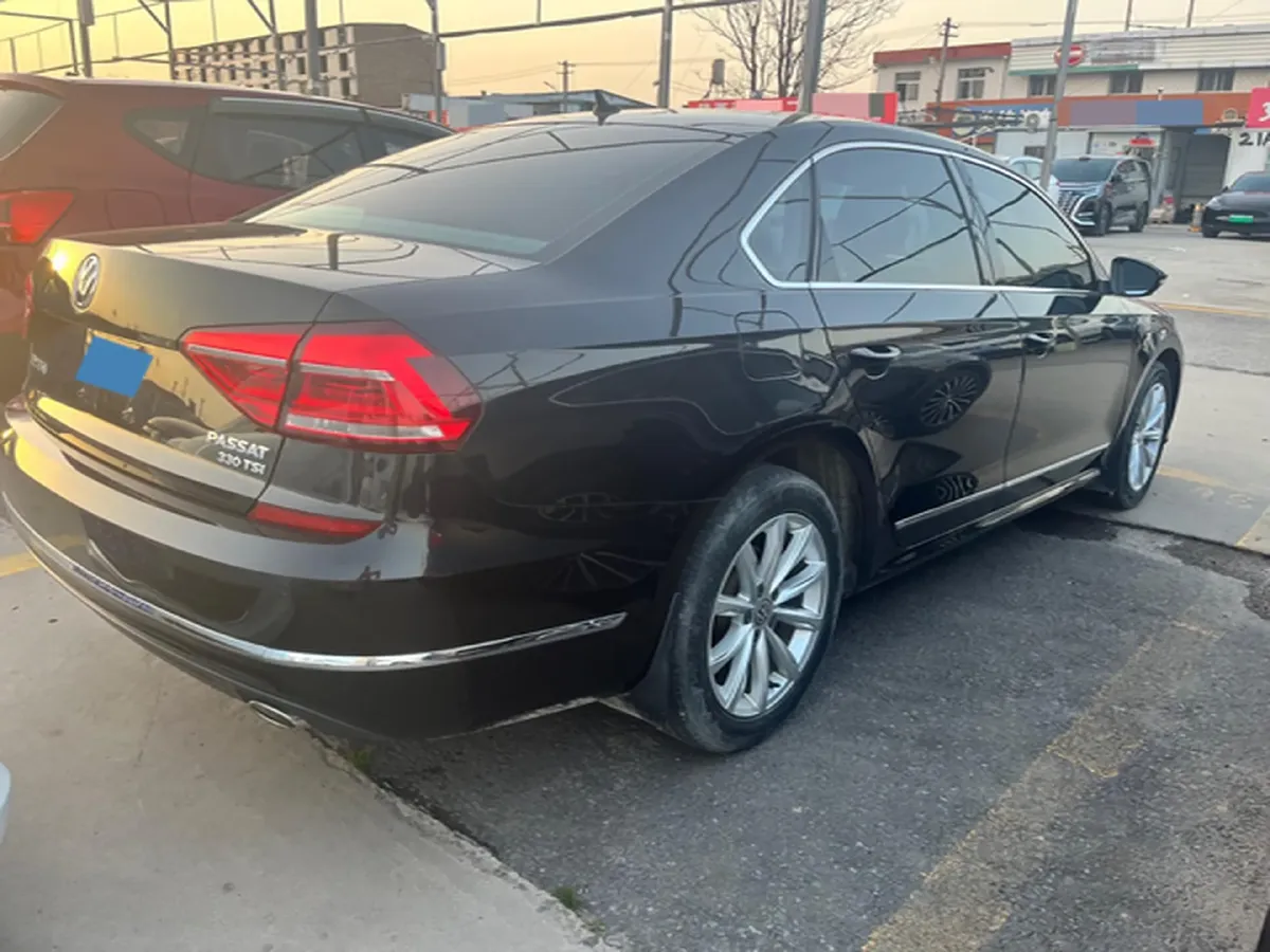2017 Volkswagen Passat 1.8T 180HP L4 7DCT,autocango,china used car exporter,china ev exporter,chinese used car exporter,chinese used ev exporter