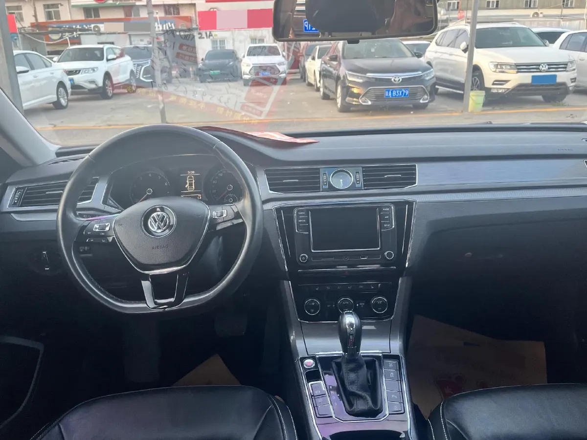 2017 Volkswagen Passat 1.8T 180HP L4 7DCT,autocango,china used car exporter,china ev exporter,chinese used car exporter,chinese used ev exporter