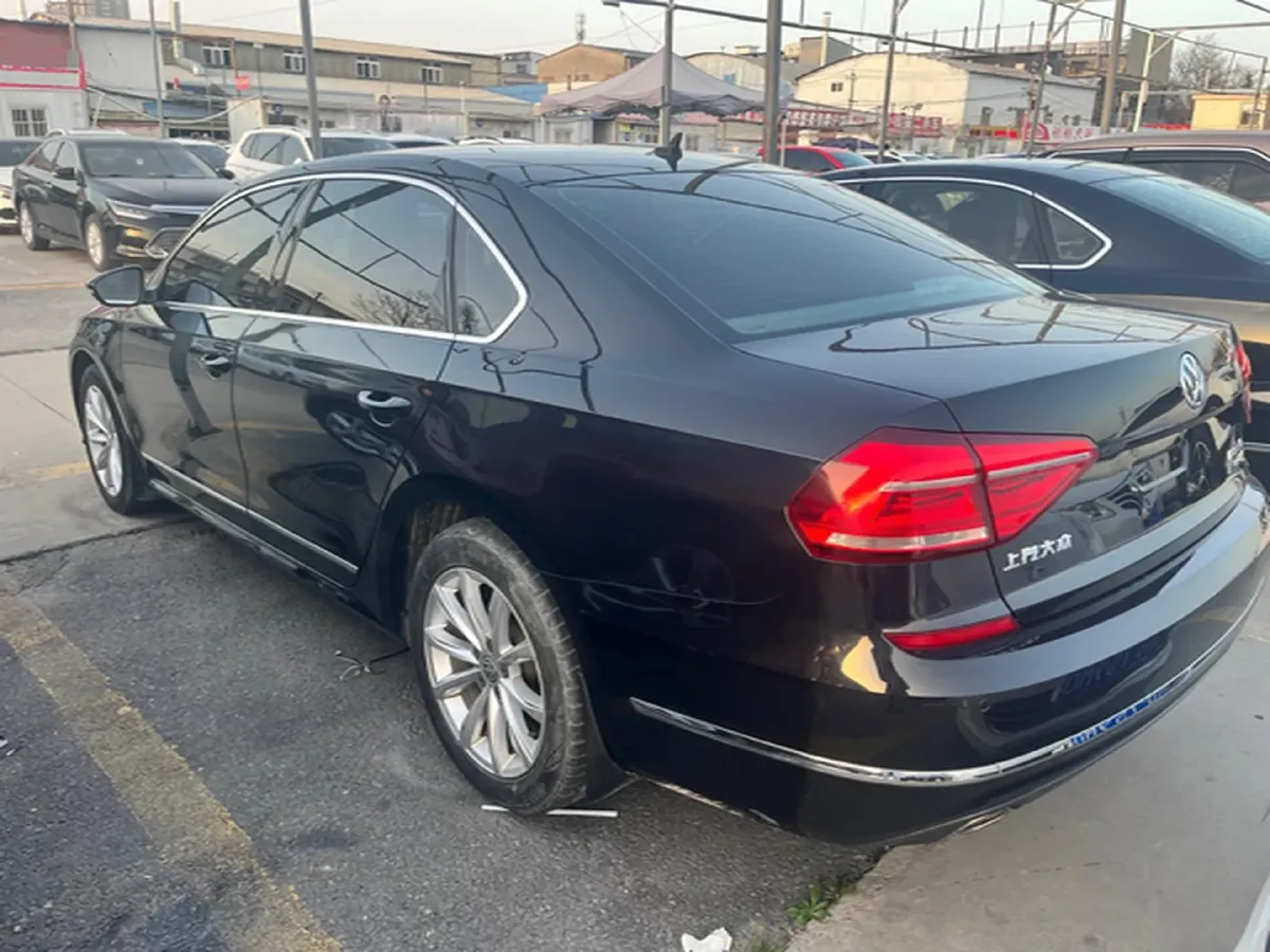 2017 Volkswagen Passat 1.8T 180HP L4 7DCT,autocango,china used car exporter,china ev exporter,chinese used car exporter,chinese used ev exporter