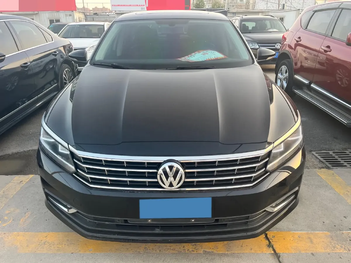 2017 Volkswagen Passat 1.8T 180HP L4 7DCT,autocango,china used car exporter,china ev exporter,chinese used car exporter,chinese used ev exporter