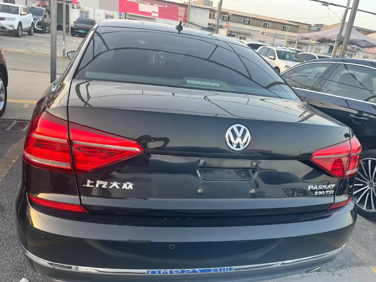2017 Volkswagen Passat 1.8T 180HP L4 7DCT,autocango,china used car exporter,china ev exporter,chinese used car exporter,chinese used ev exporter