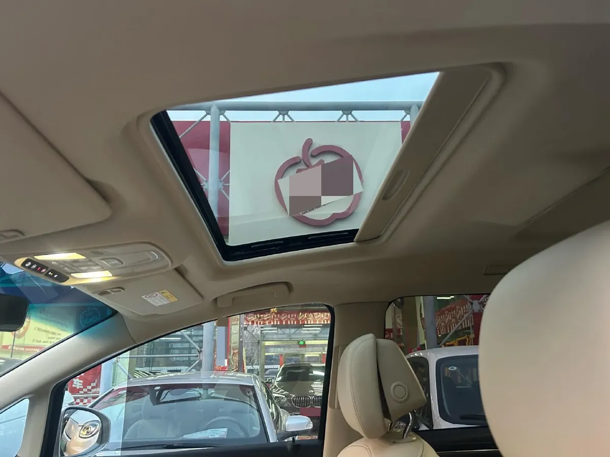 2022 Buick GL8 2.0T 237HP L4 9AT,autocango,china used car exporter,china ev exporter,chinese used car exporter,chinese used ev exporter