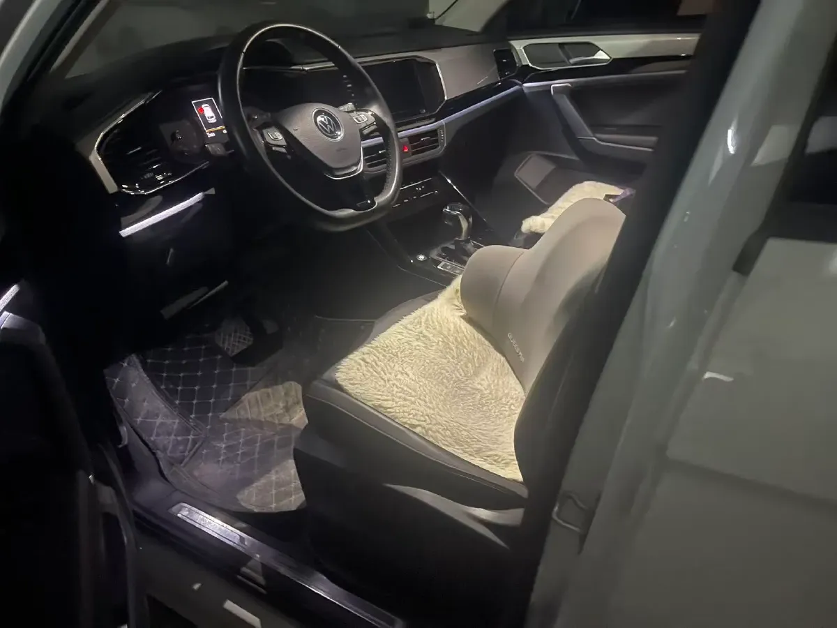 2020 Volkswagen Tayron 2.0T 186HP L4 7DCT,autocango,china used car exporter,china ev exporter,chinese used car exporter,chinese used ev exporter