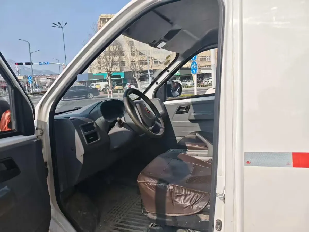 2024 WuLing YangGuang BEV 41.9KWH,autocango,china used car exporter,china ev exporter,chinese used car exporter,chinese used ev exporter