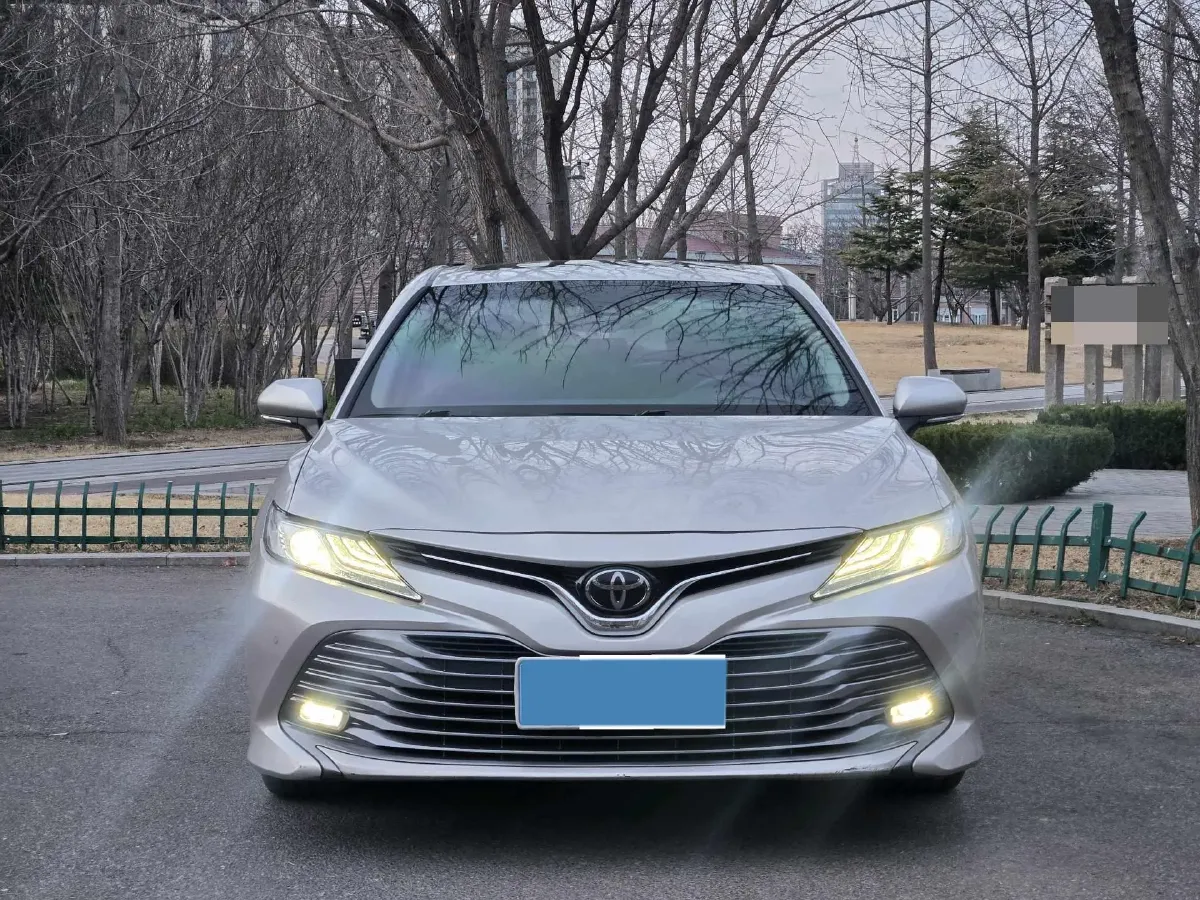 2018 Toyota Camry 2.0L 169HP L4 6AT,autocango,china used car exporter,china ev exporter,chinese used car exporter,chinese used ev exporter