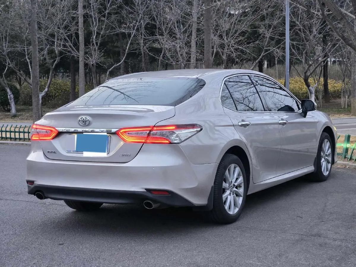 2018 Toyota Camry 2.0L 169HP L4 6AT,autocango,china used car exporter,china ev exporter,chinese used car exporter,chinese used ev exporter