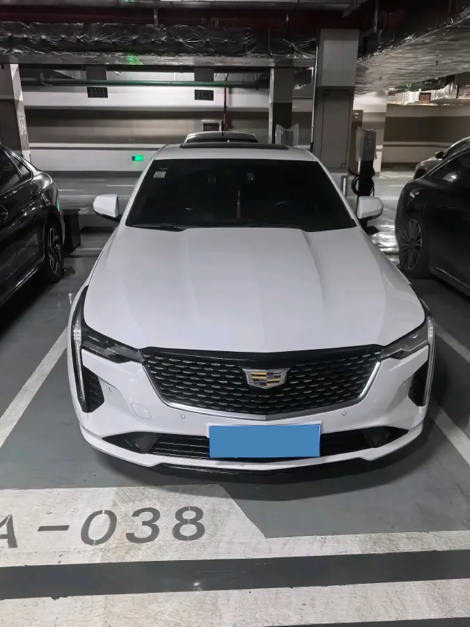 2021 Cadillac CT4 2.0T 237HP L4 8AT,autocango,china used car exporter,china ev exporter,chinese used car exporter,chinese used ev exporter