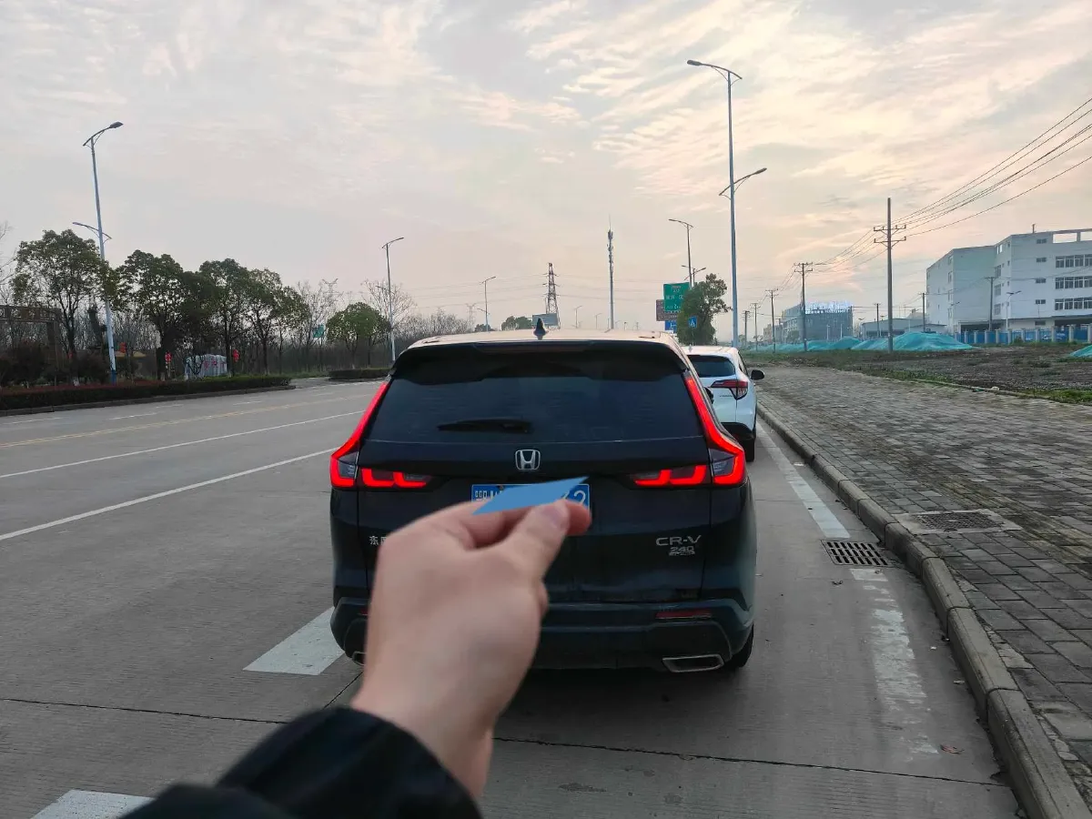 2023 Honda CR-V 1.5T 193HP L4 CVT,autocango,china used car exporter,china ev exporter,chinese used car exporter,chinese used ev exporter