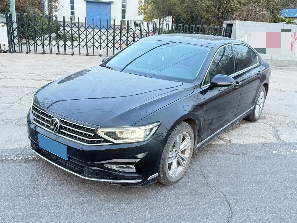 2023 Volkswagen Magotan 1.4T 150HP L4 7DCT,autocango,china used car exporter,china ev exporter,chinese used car exporter,chinese used ev exporter