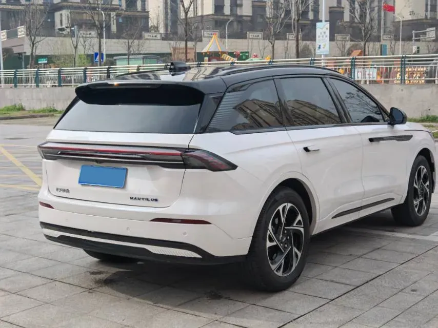2025 Lincoln Nautilus 2.0T 282HP L4 E-CVT Hybrid,autocango,china used car exporter,china ev exporter,chinese used car exporter,chinese used ev exporter