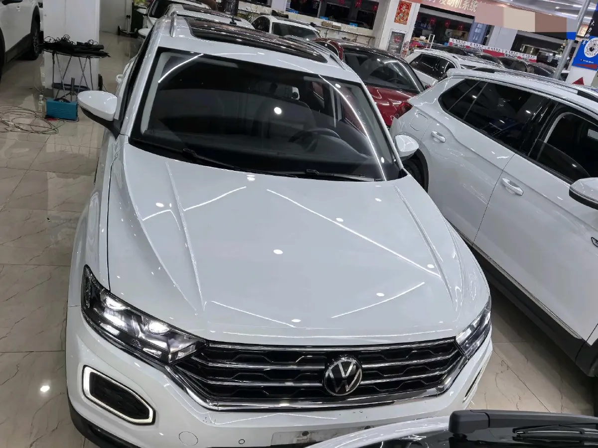 2022 Volkswagen T-Roc 1.4T 150HP L4 7DCT,autocango,china used car exporter,china ev exporter,chinese used car exporter,chinese used ev exporter