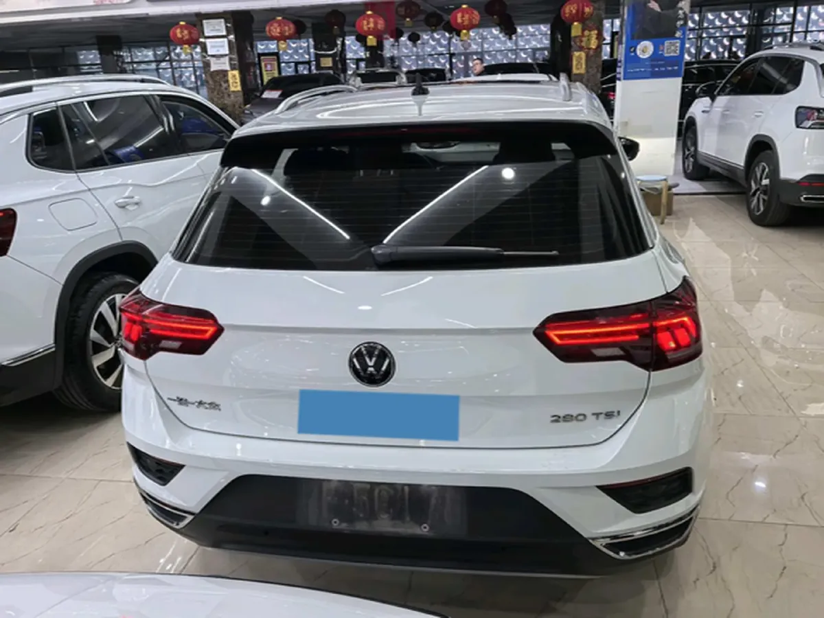 2022 Volkswagen T-Roc 1.4T 150HP L4 7DCT,autocango,china used car exporter,china ev exporter,chinese used car exporter,chinese used ev exporter