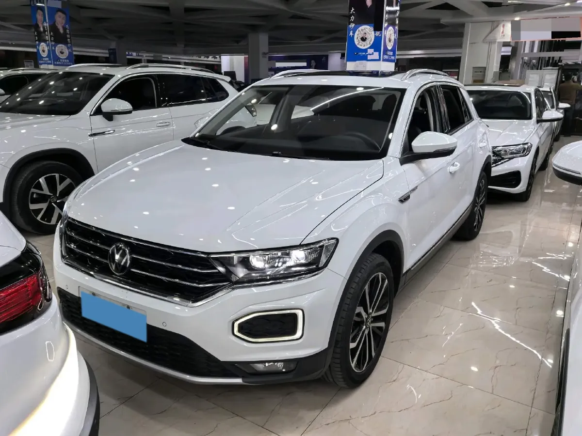 2022 Volkswagen T-Roc 1.4T 150HP L4 7DCT,autocango,china used car exporter,china ev exporter,chinese used car exporter,chinese used ev exporter