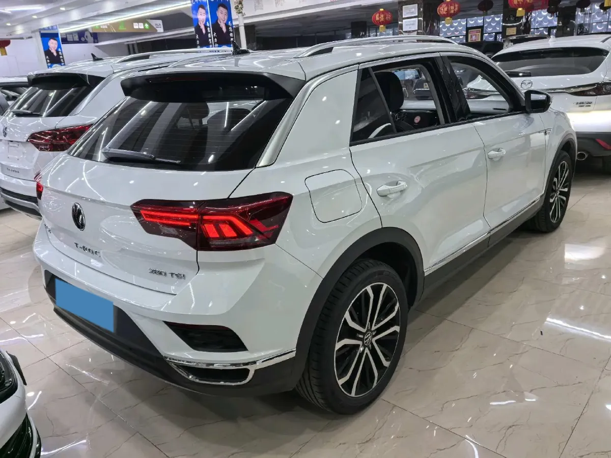 2022 Volkswagen T-Roc 1.4T 150HP L4 7DCT,autocango,china used car exporter,china ev exporter,chinese used car exporter,chinese used ev exporter