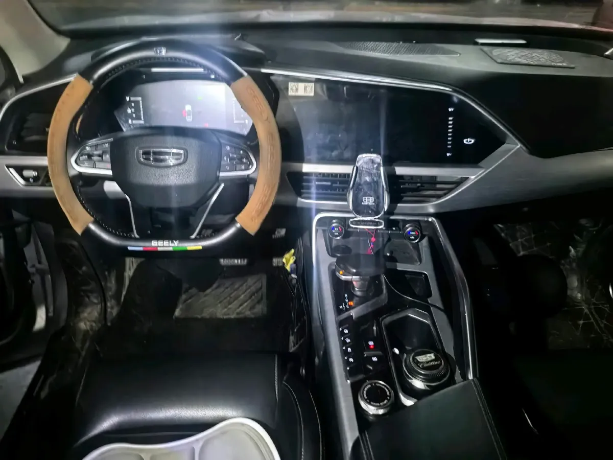 2020 Roewe RX5 1.5T 169HP L4 7DCT,autocango,china used car exporter,china ev exporter,chinese used car exporter,chinese used ev exporter