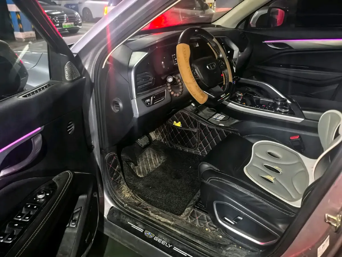 2020 Roewe RX5 1.5T 169HP L4 7DCT,autocango,china used car exporter,china ev exporter,chinese used car exporter,chinese used ev exporter