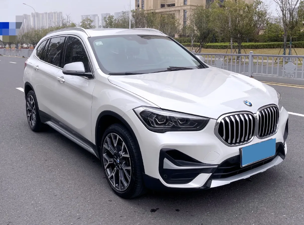 2021 BMW X1 2.0T 192HP L4 8AT,autocango,china used car exporter,china ev exporter,chinese used car exporter,chinese used ev exporter