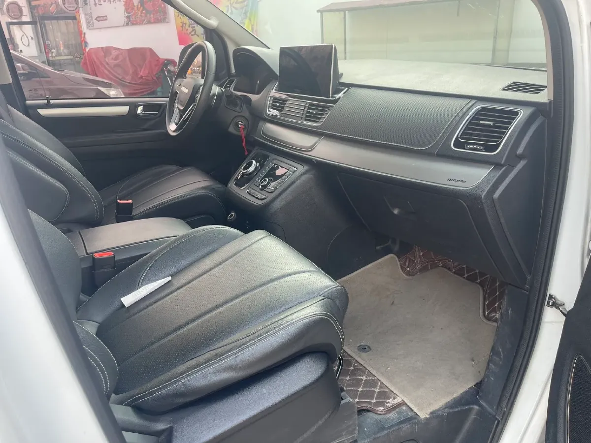 2023 MAXUS G20 2.0T 261HP L4 8AT,autocango,china used car exporter,china ev exporter,chinese used car exporter,chinese used ev exporter