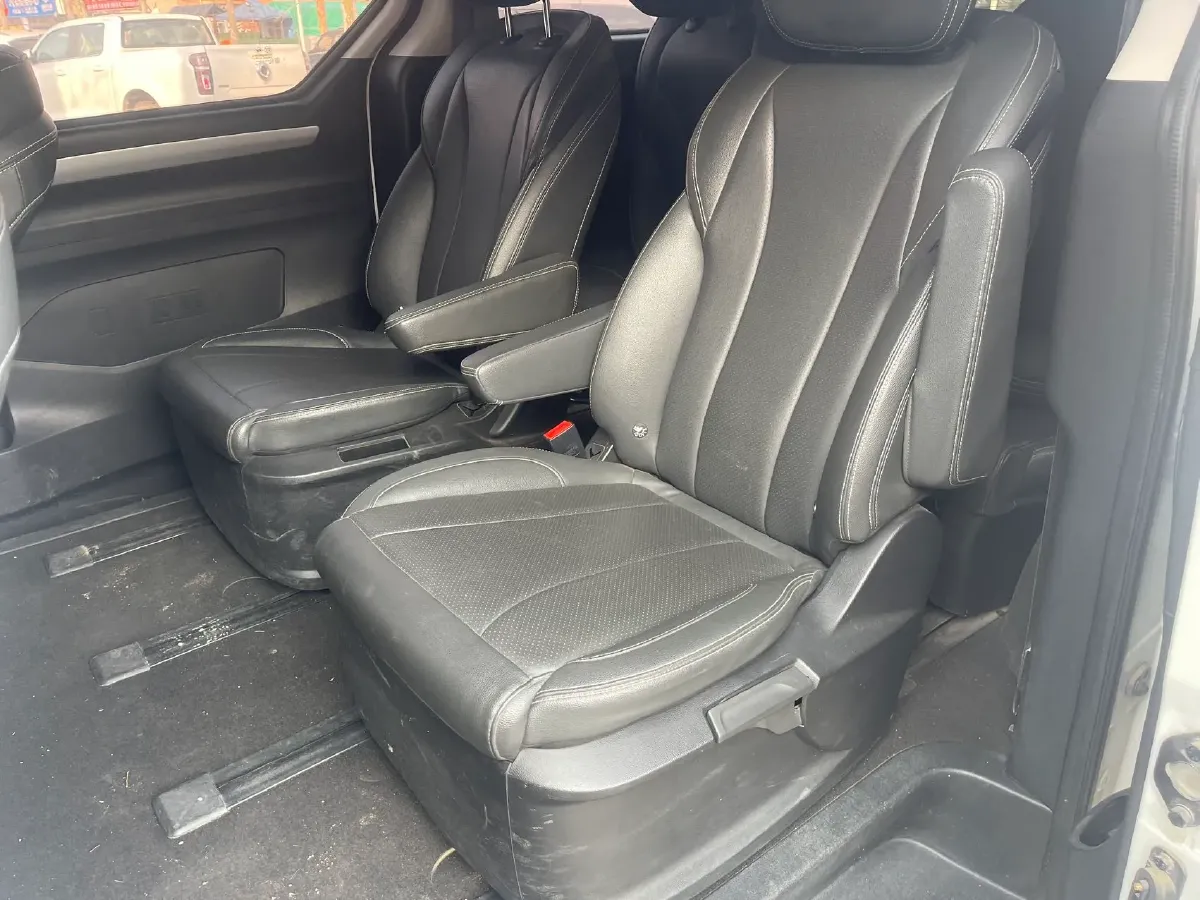 2023 MAXUS G20 2.0T 261HP L4 8AT,autocango,china used car exporter,china ev exporter,chinese used car exporter,chinese used ev exporter